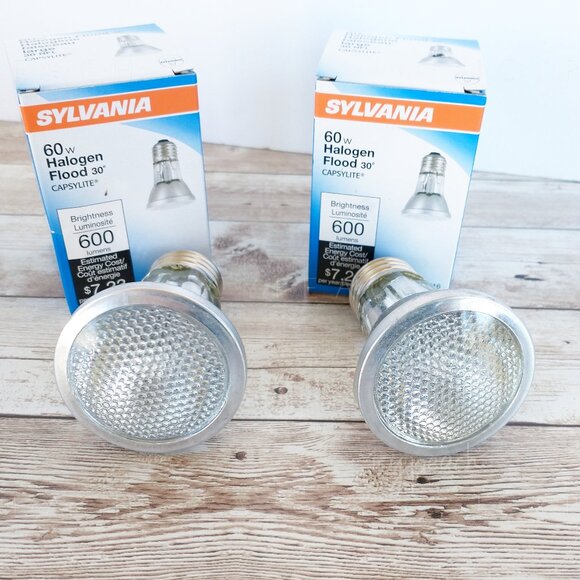 Sylvania 60 Halogen Flood Bulbs 2 Pack Capsylite 60PAR16/HAL/NFL30 Medium Base - Picture 7 of 8